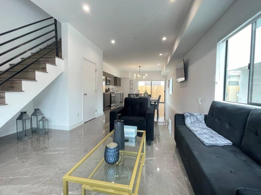 Delightful Town Home Close To Dtla Los Angeles Exterior foto